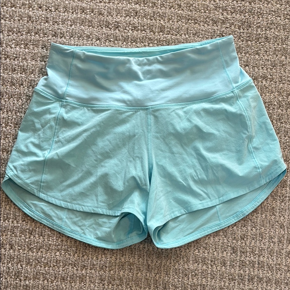 Lululemon high rise speed up shorts 2.5”